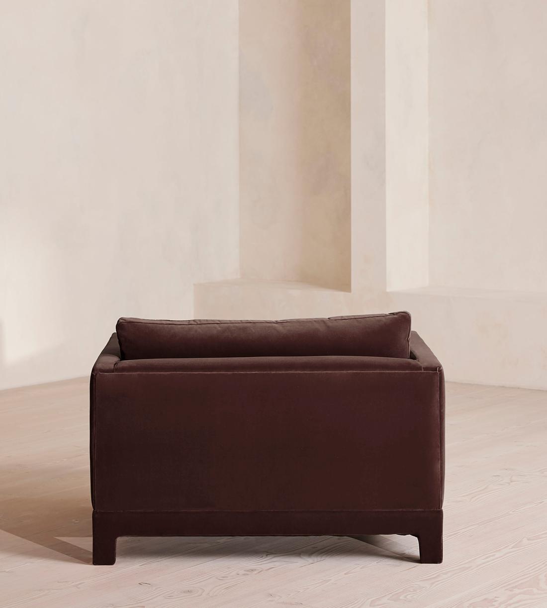 Ashford Loveseat Sofa - Velvet - Aubergine - UK - Images - Image 4