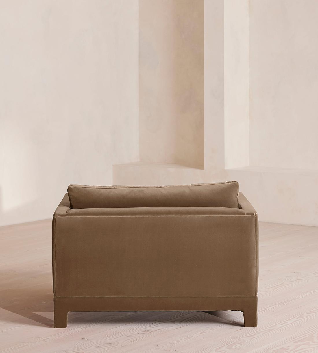 Ashford Loveseat Sofa - Velvet - Truffle - UK - Images - Image 4