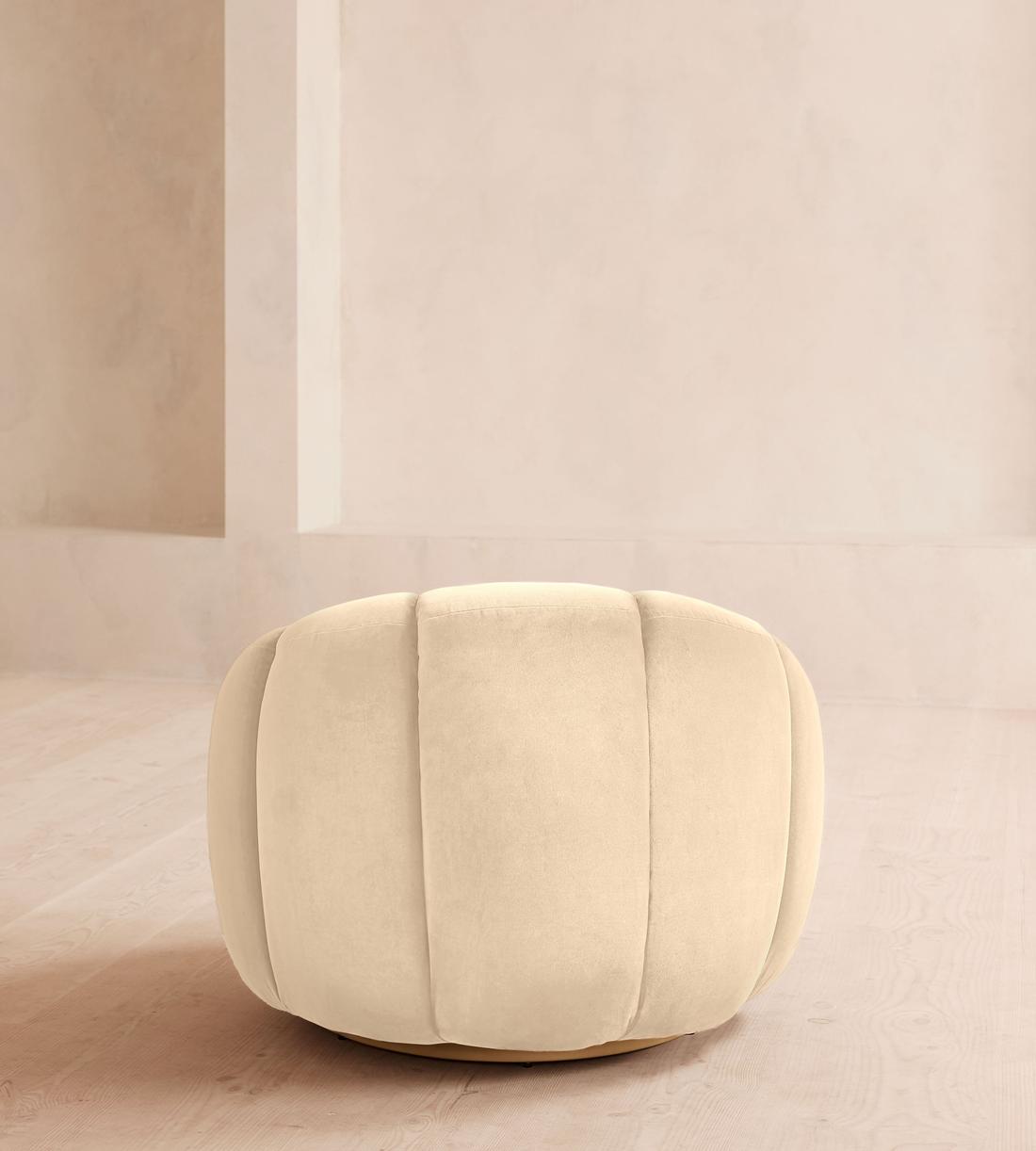 Garret Armchair - Velvet - Porcelain - Lifestyle - Image 4