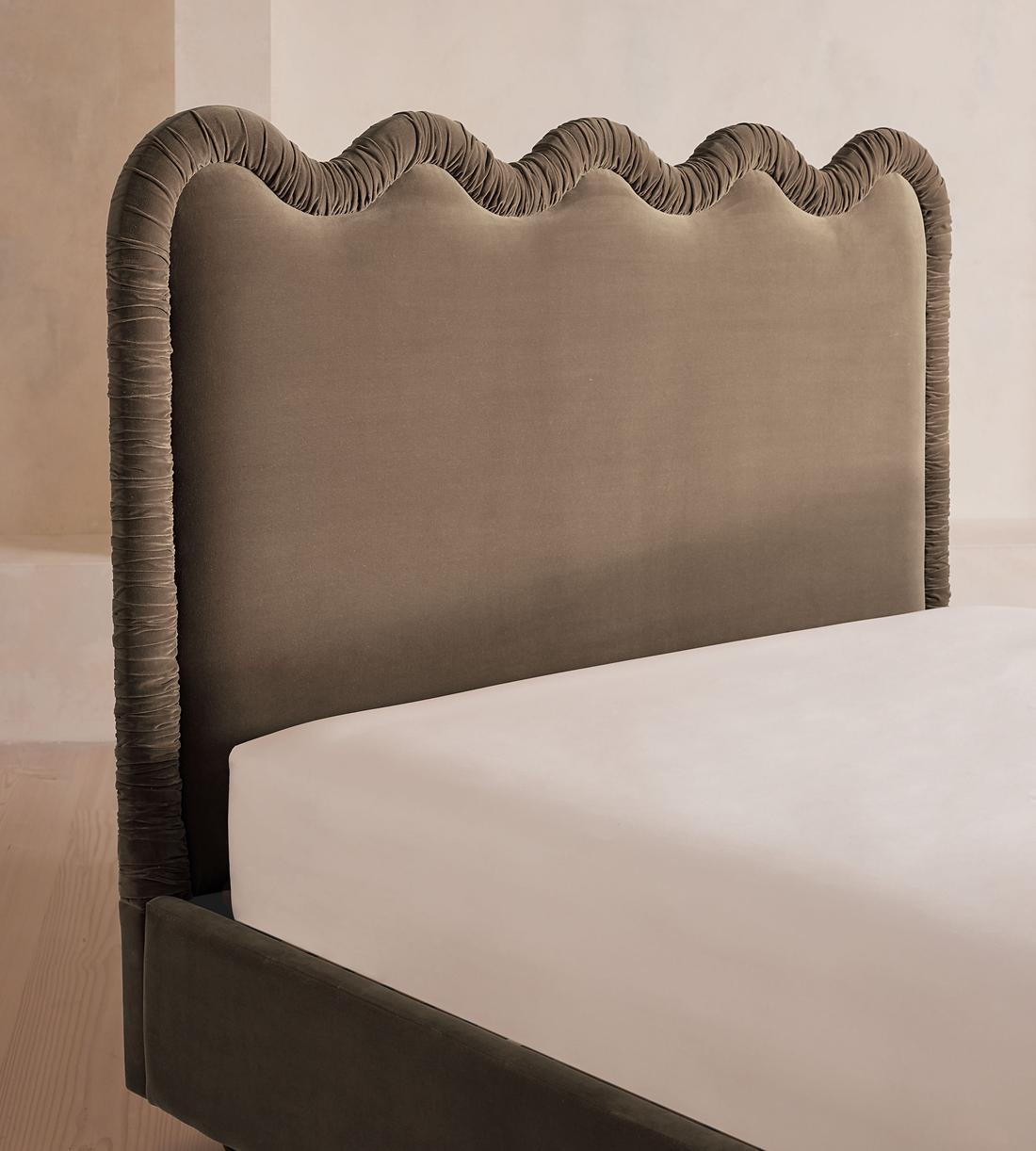 Tristan Bed - King - Velvet - Taupe - Images - Image 5