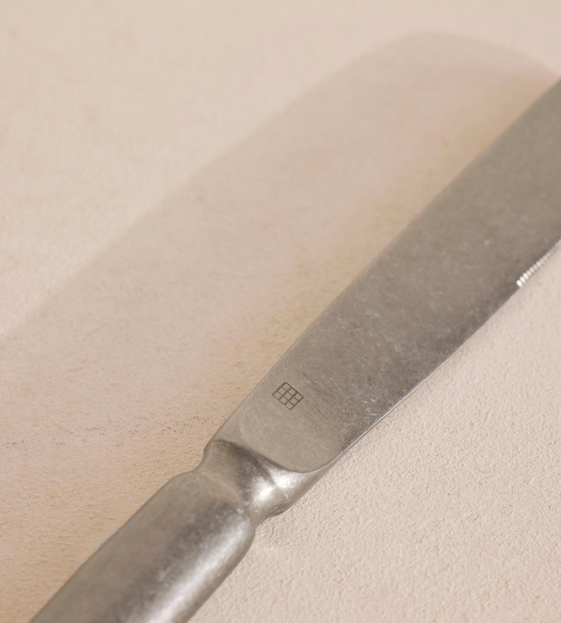 Stonewashed Dinner Knife - Images - Image 4