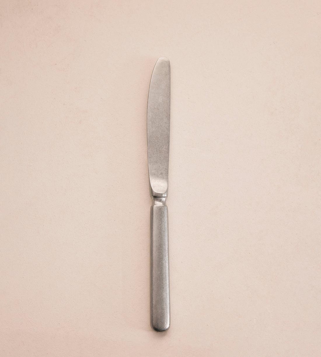 Stonewashed Dinner Knife - Listing - Image 1