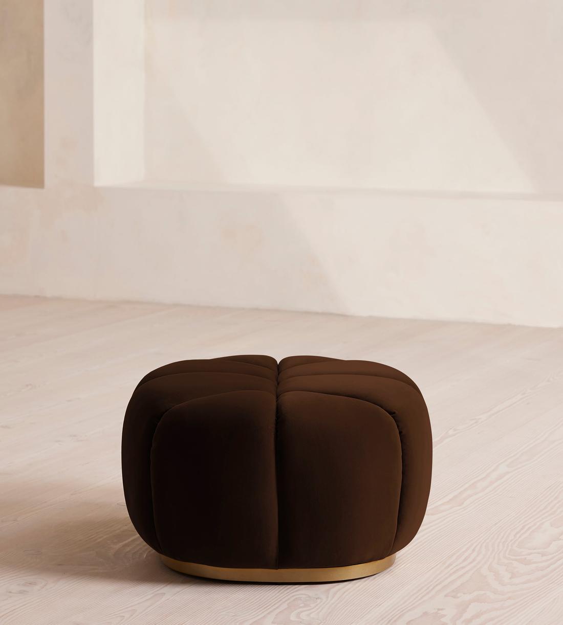 Garret Footstool - Velvet - Chocolate - Images - Image 3