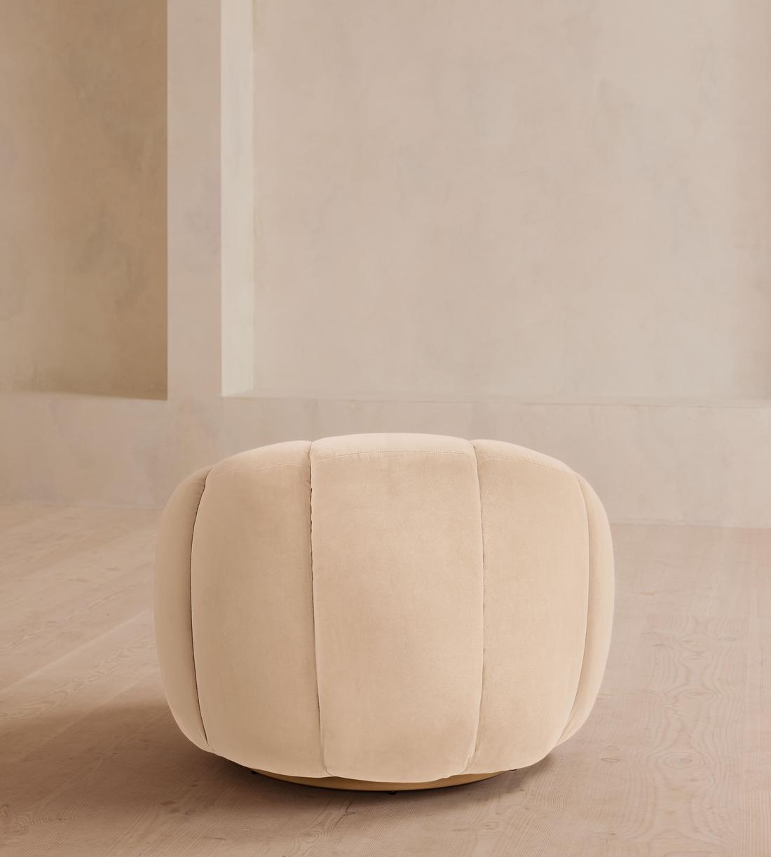 Garret Armchair - Velvet - Porcelain - Images - Image 6