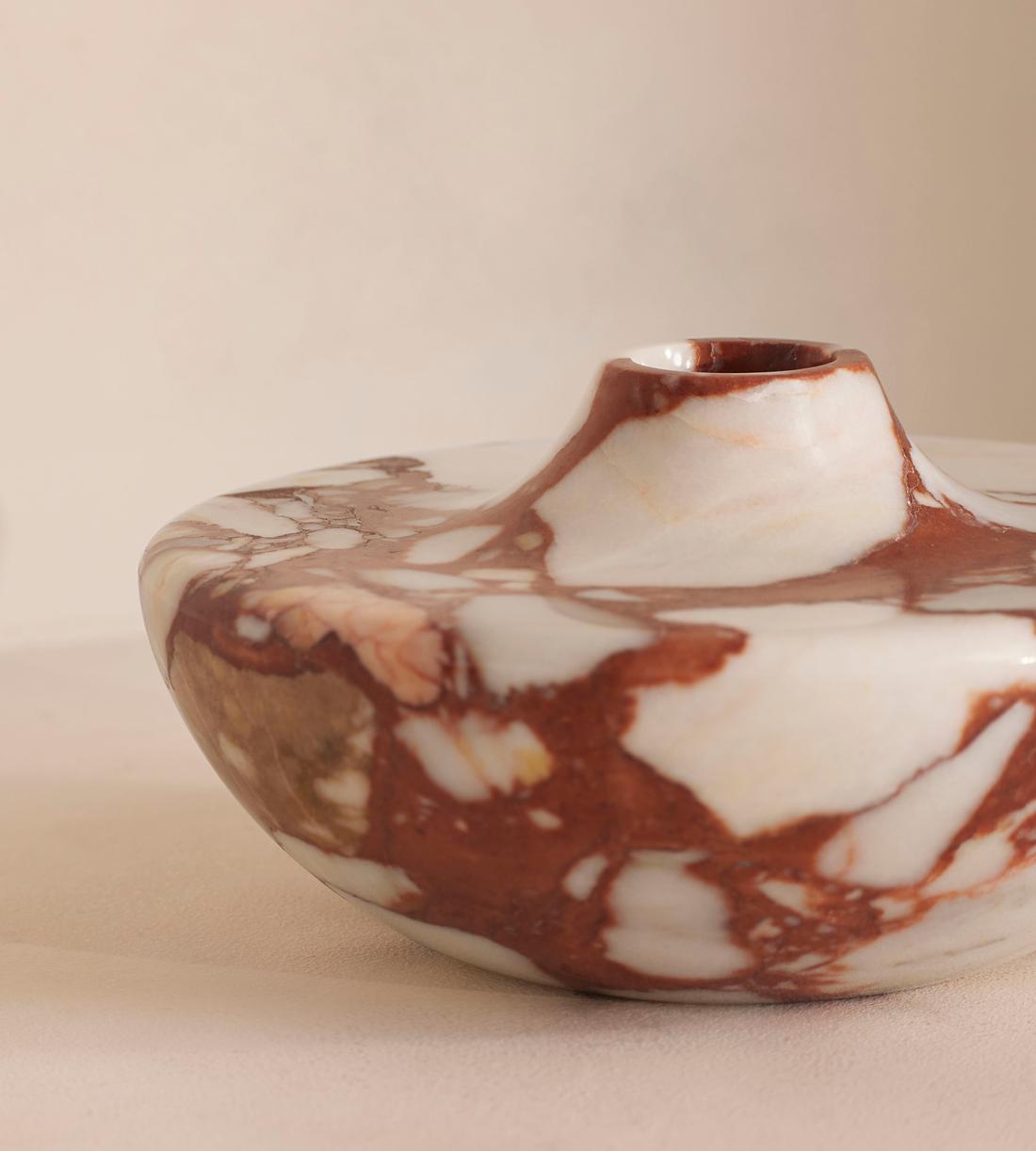 Alma Vase - Red Bulgari Marble - Images - Image 5