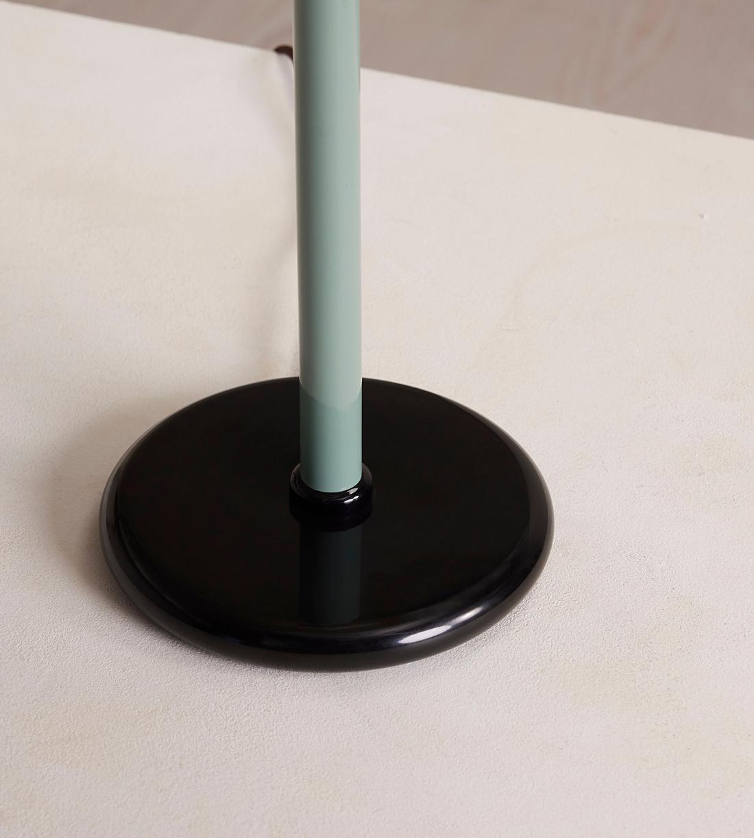 Fleur Table Lamp - Images - Image 6