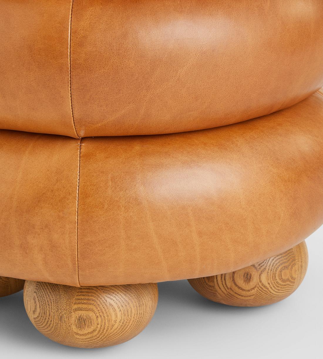 Tetbury Stool - Sycamore Leather - Images - Image 5