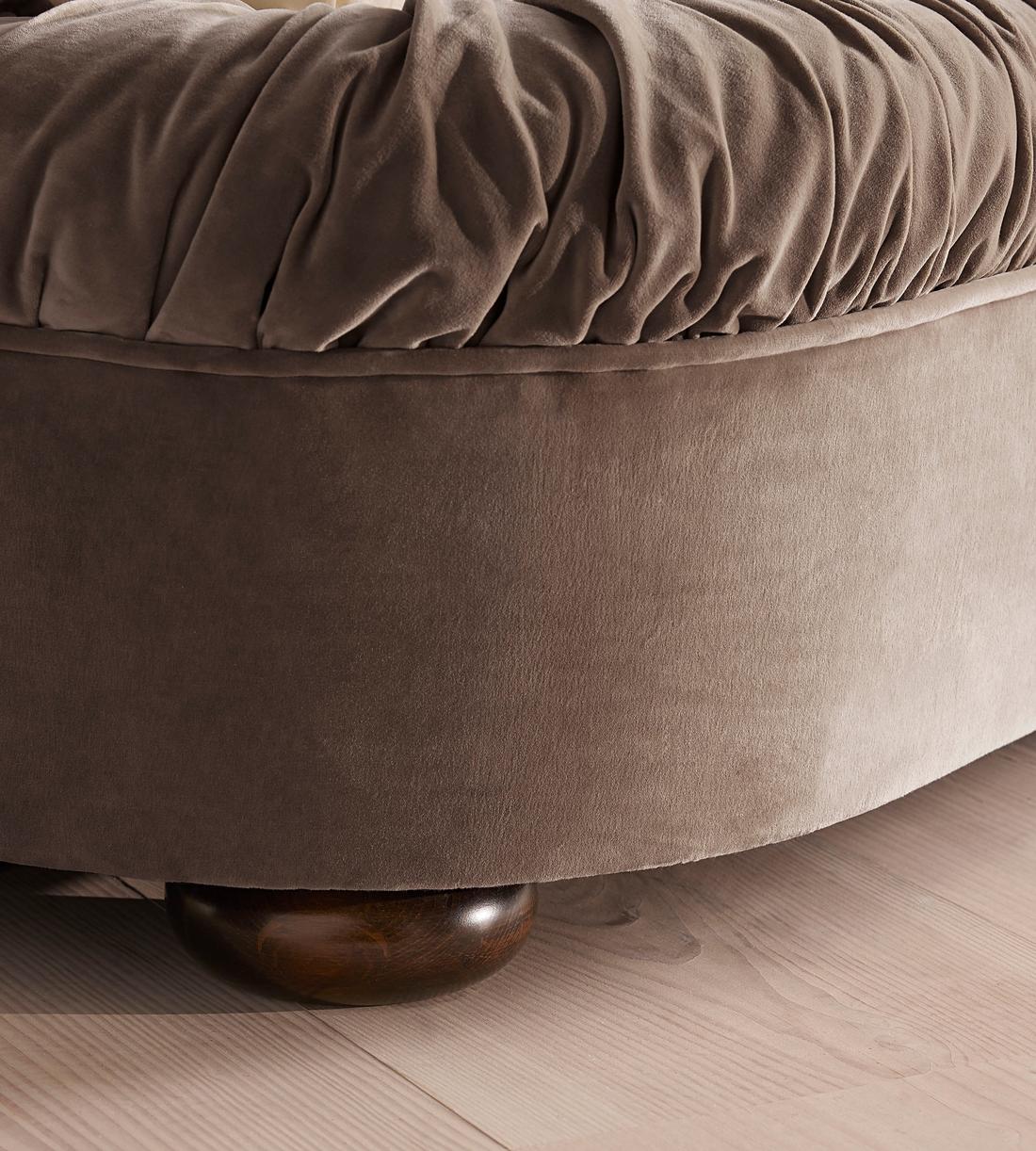 Vara Bed - Queen - Velvet - Taupe - US - Images - Image 5