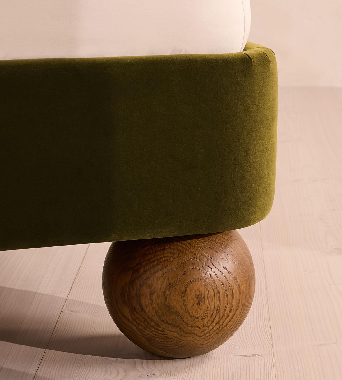 Willem Bed - Queen - Velvet & Linen - Olive - US - Images - Image 5