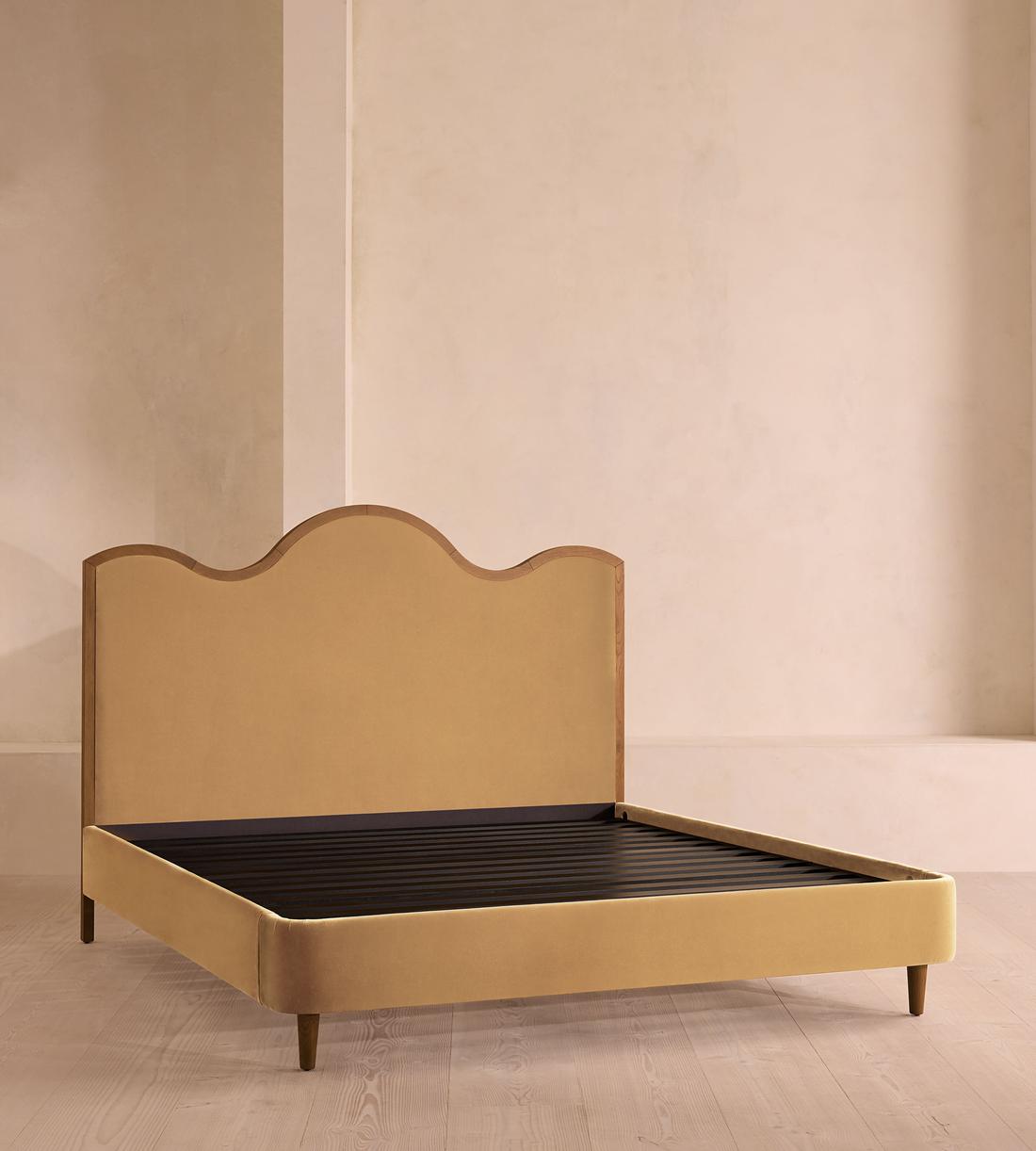 Aubrey Bed - Queen - Velvet - Camel - US - Images - Image 3