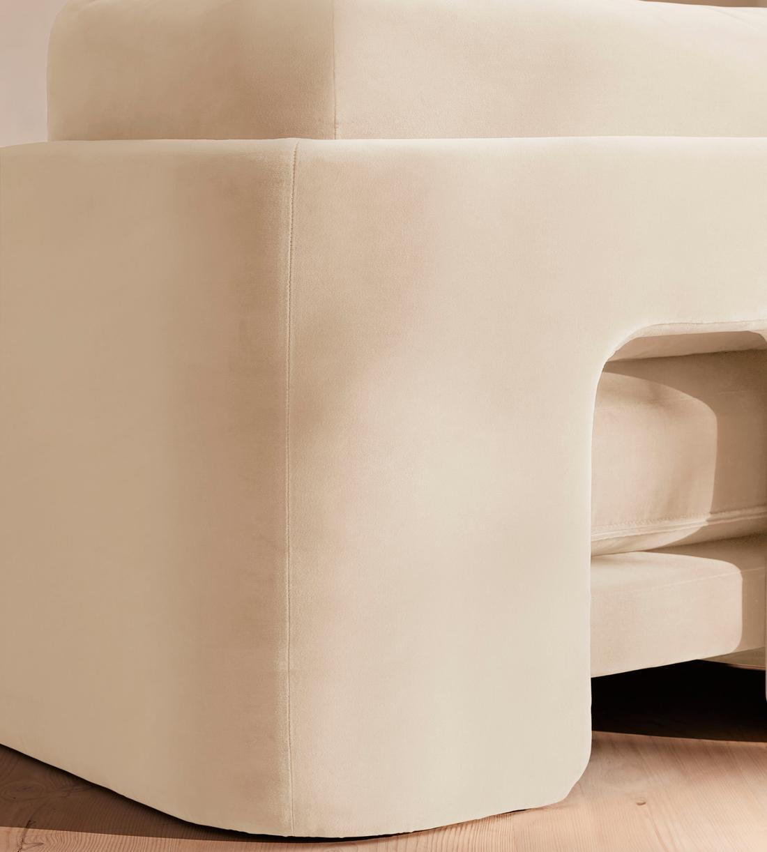 Odell Deeper Sit Sectional Sofa - Four Seater - Velvet Porcelain US - Images - Image 5