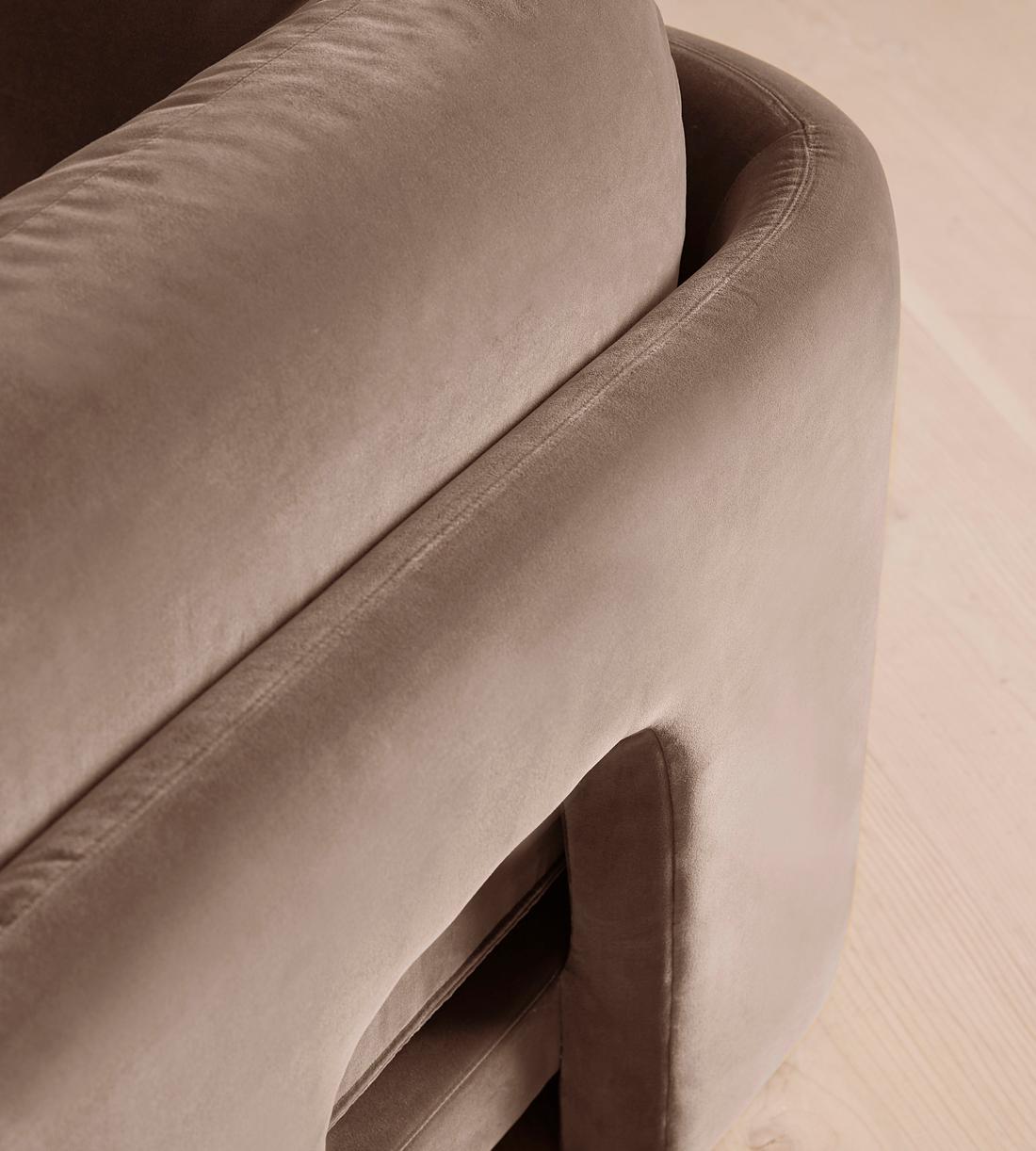 Odell Deeper Sit Sectional Sofa - Four Seater - Velvet Taupe US - Images - Image 6