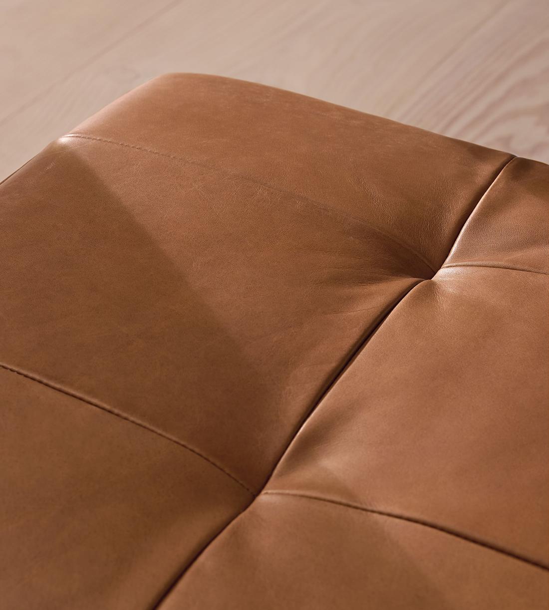 Theodore Bench - Leather - Chestnut - Images - Image 4