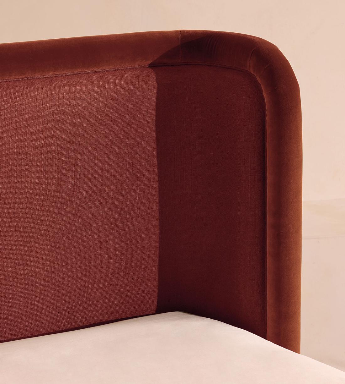 Willem Bed - King - Velvet & Linen - Rust - US - Images - Image 4