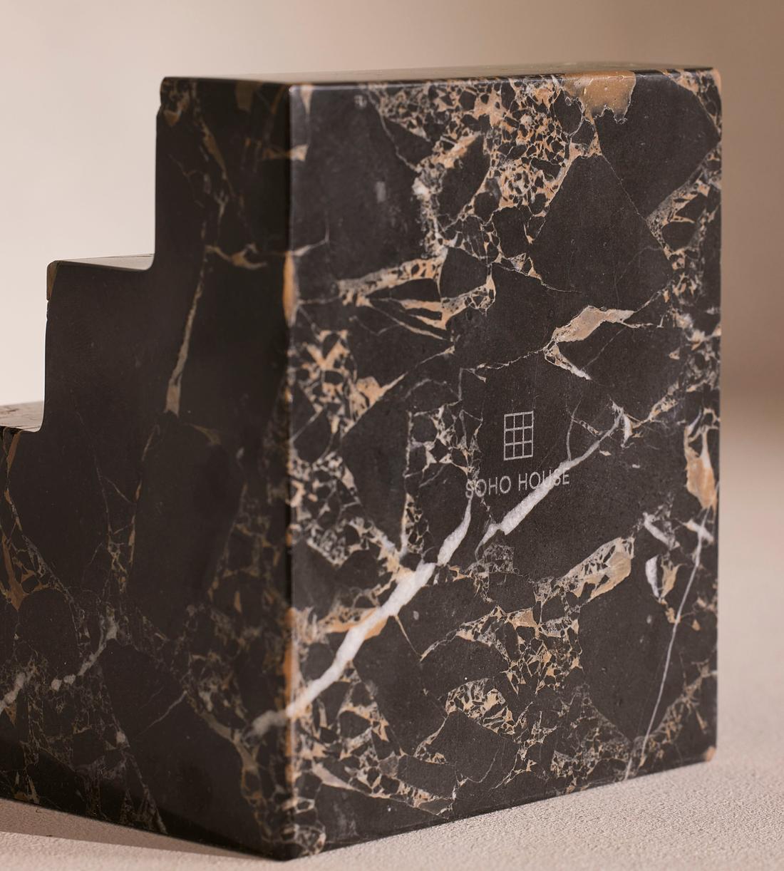 Turni Bookends - Images - Image 6