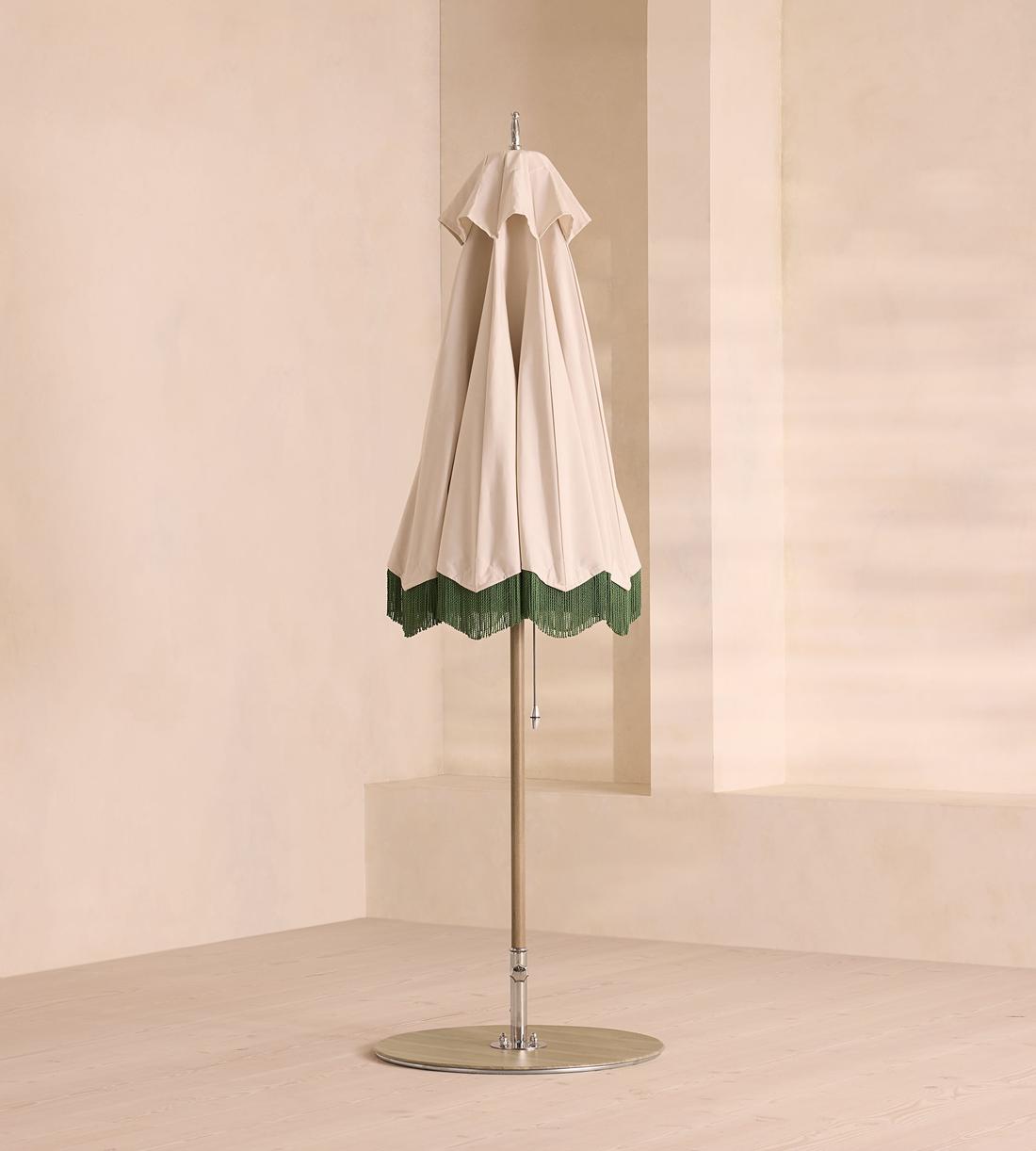 Tuuci Outdoor Octagonal Parasol - Amsterdam House - US - Listing - Image 2