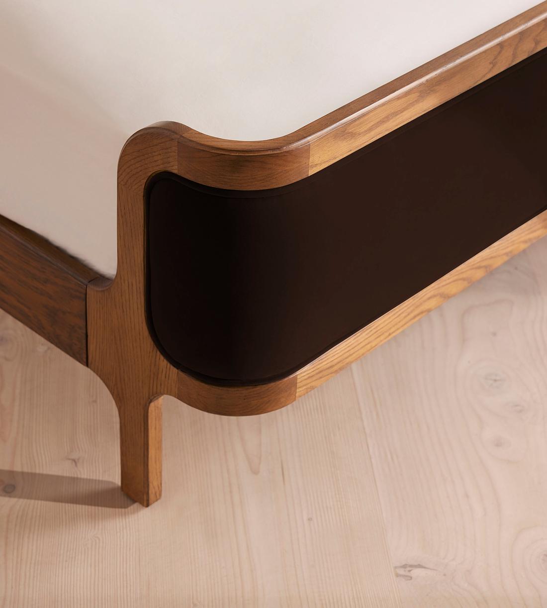 Belsa Bed - Light Oak - King - Velvet - Chocolate - US - Images - Image 5