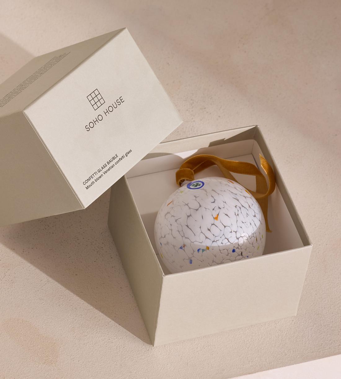 Murano Glass Confetti Bauble - White - Images - Image 6