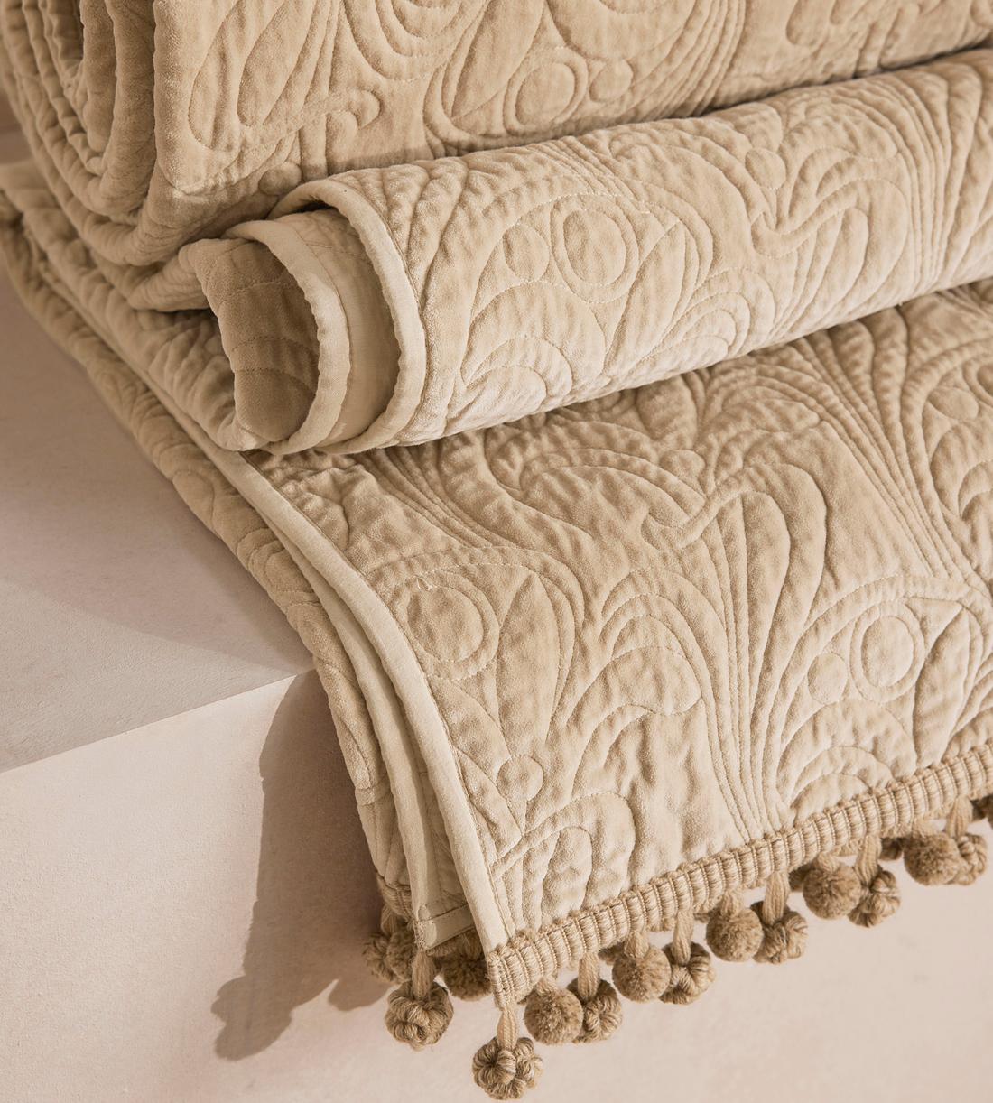 Obie Bedspread Cream - 230 x 230cm - Images - Image 4