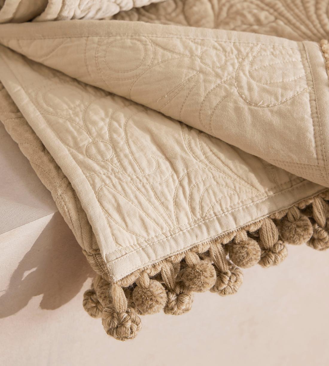 Obie Bedspread Cream - 230 x 230cm - Images - Image 6