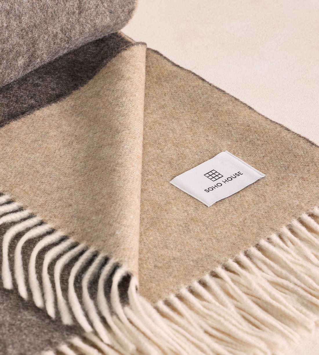 Marwood Cashmere Throw - Images - Image 3