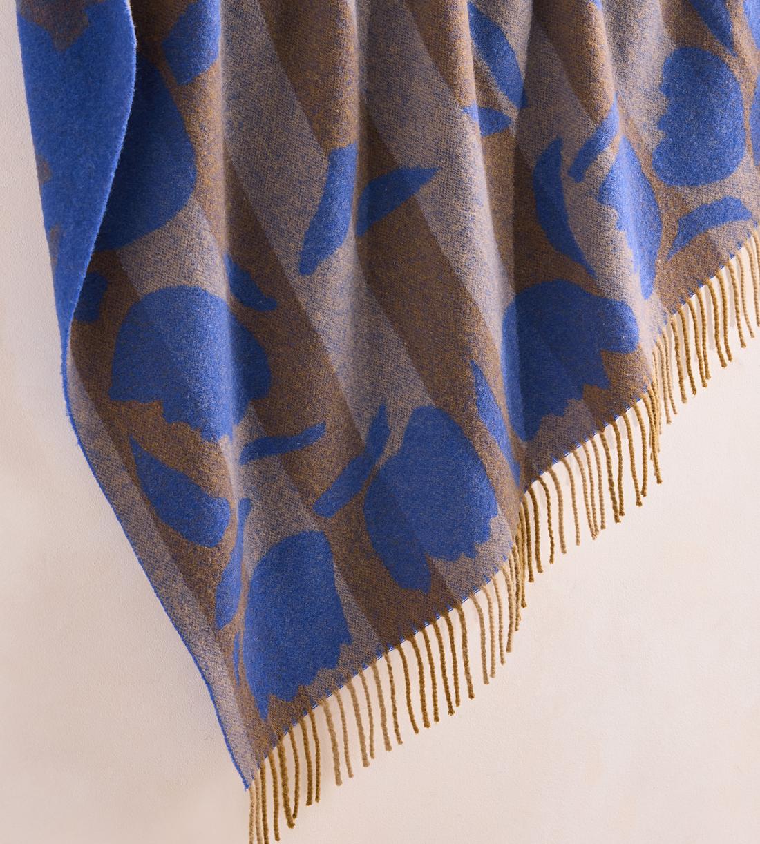 Stetson Throw - Images - Image 3