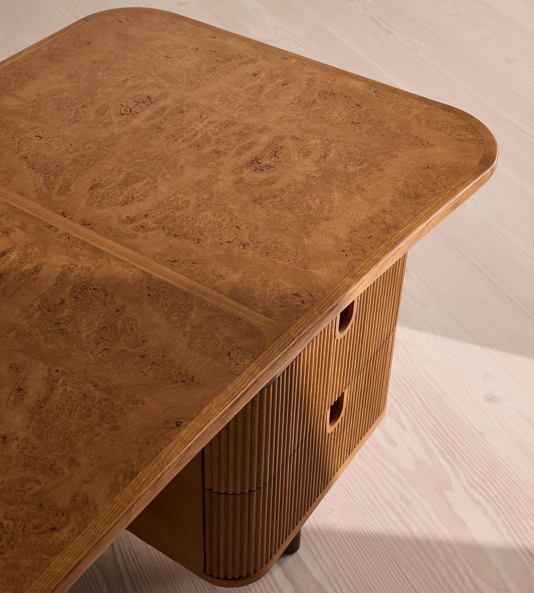 Alvis Desk - Images - Image 6