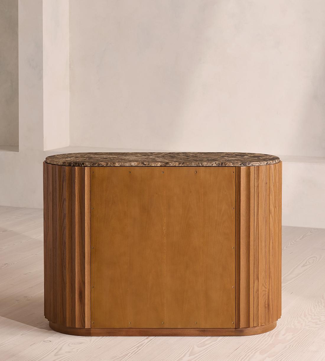 Railton Three Drawer Dresser - Images - Image 5
