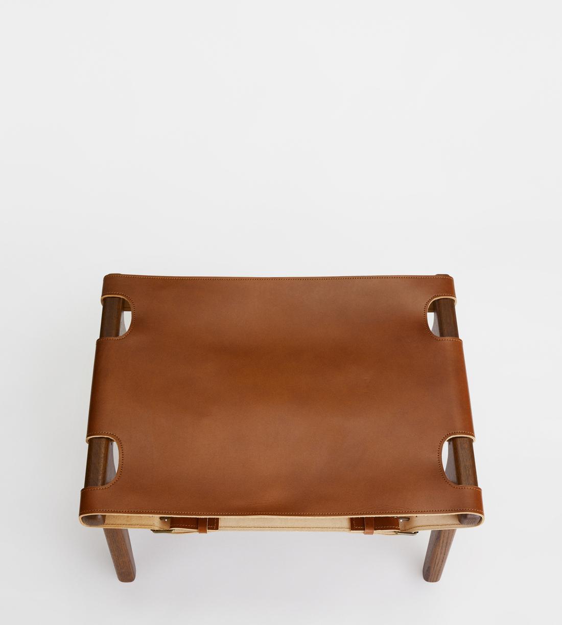 Sagrada Footstool - Walnut Stain - Images - Image 5