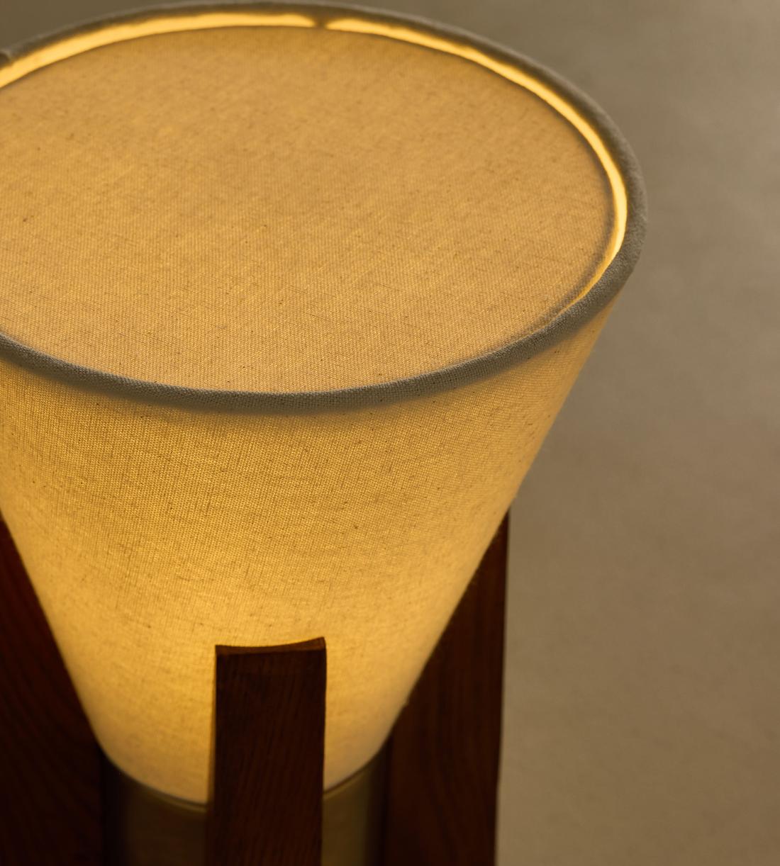 Elio Table Lamp - Images - Image 5
