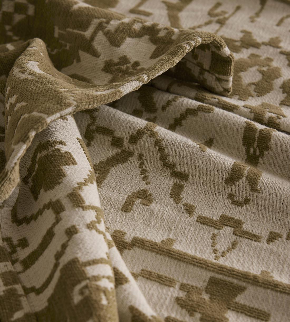Silvanus Bedspread - 230 x 230cm - Images - Image 6