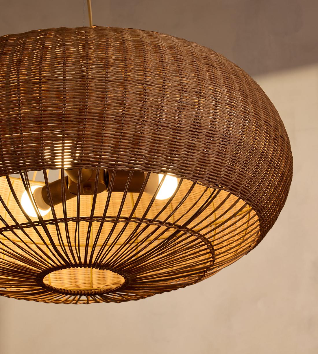 Rohe Pendant - Images - Image 4