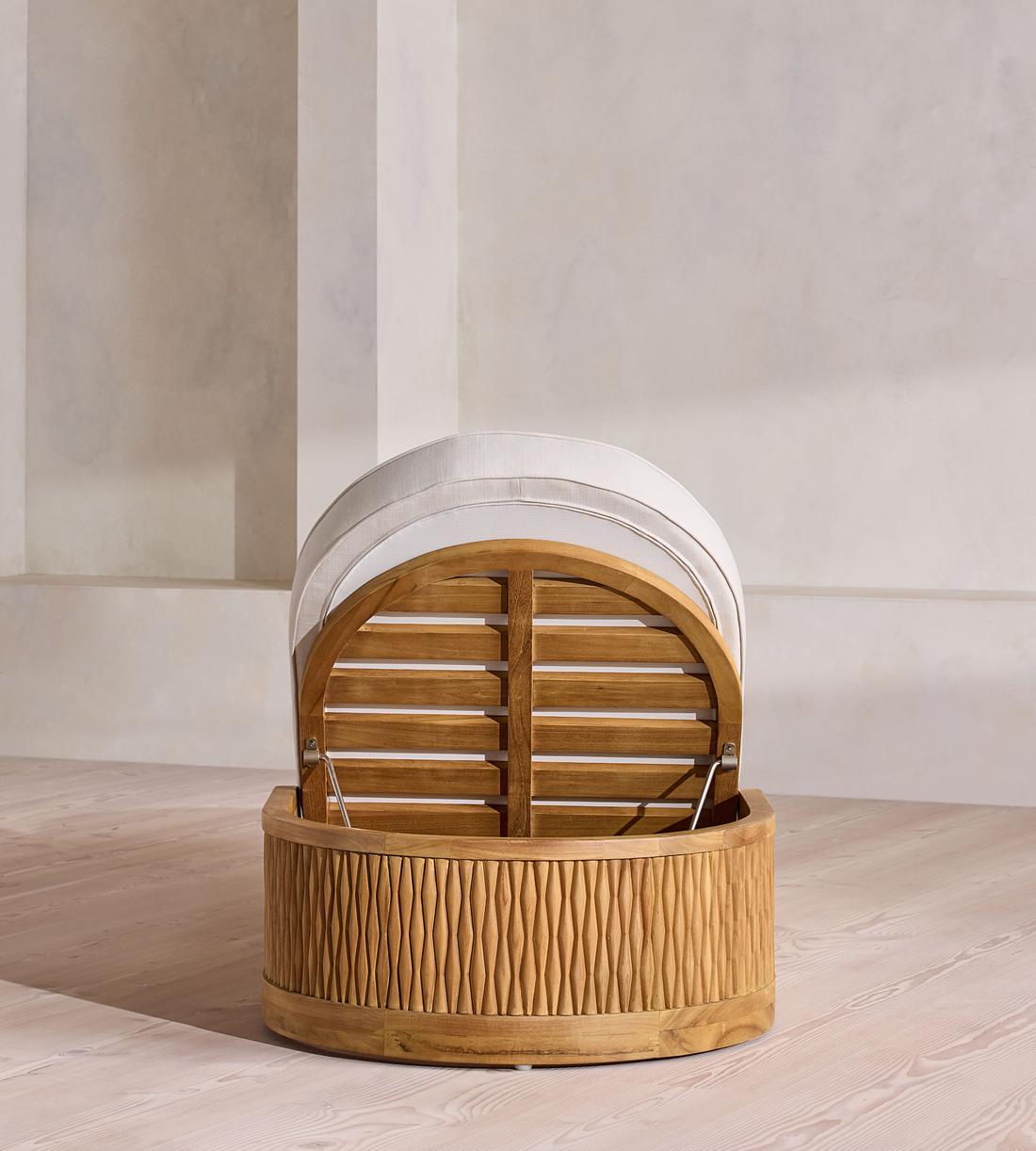 Orion Outdoor Chaise Lounger - Off White - Images - Image 6