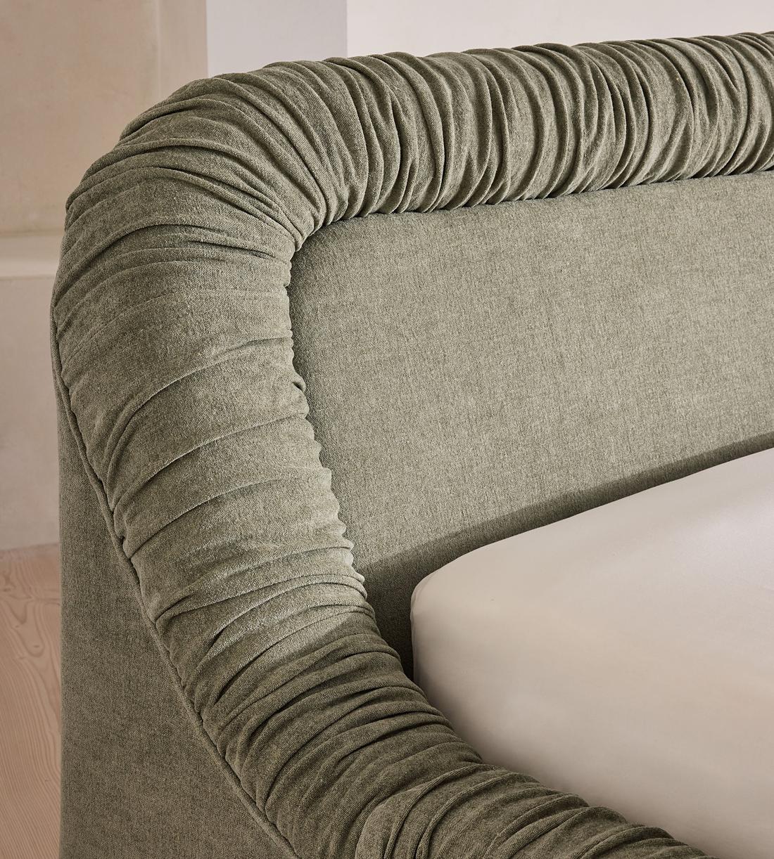 Vara Bed - Emperor - Linen Chenille - Sage - Images - Image 5
