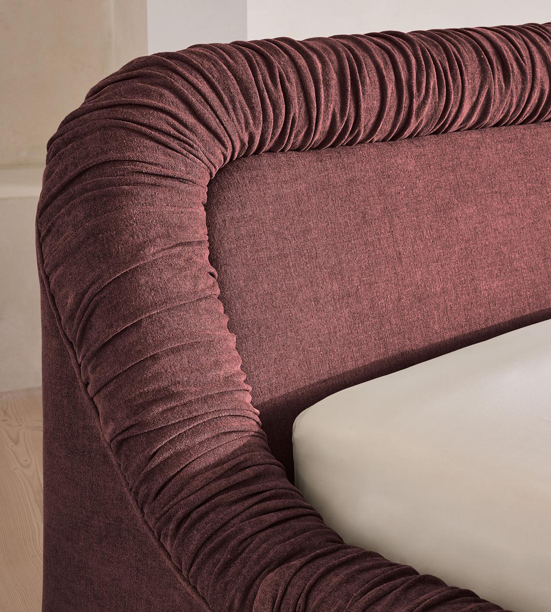 Vara Bed - King - Linen Chenille - Bordeaux - Images - Image 6