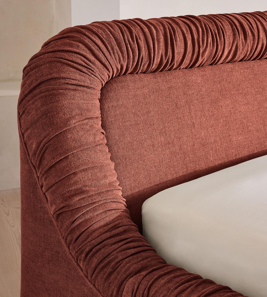 Vara Bed - King - Linen Chenille - Rust - Images - Image 5