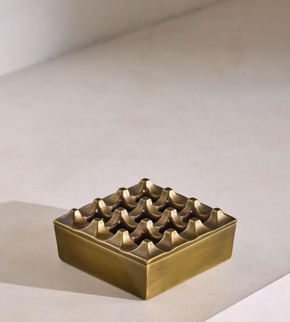House Square Ashtray - Listing - Image 2