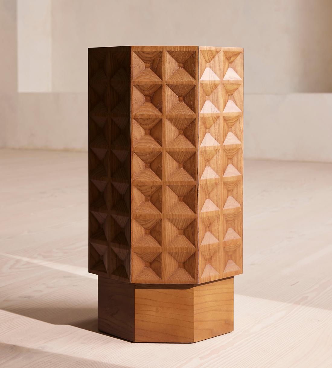 Dante Side Table - Dark Emperador Marble - Images - Image 5