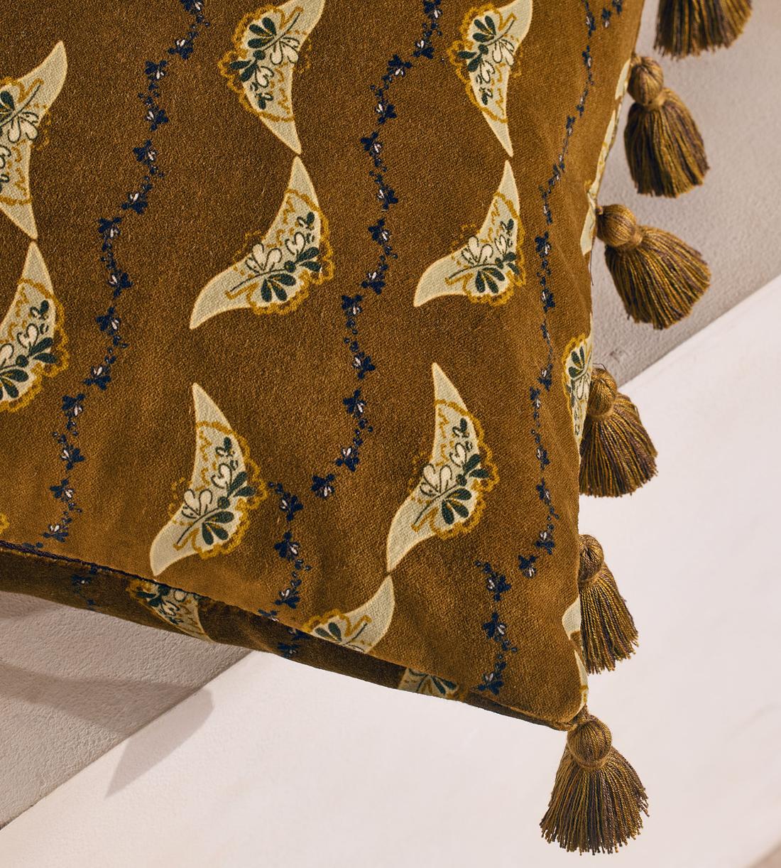 Deklan Square Cushion - Images - Image 6