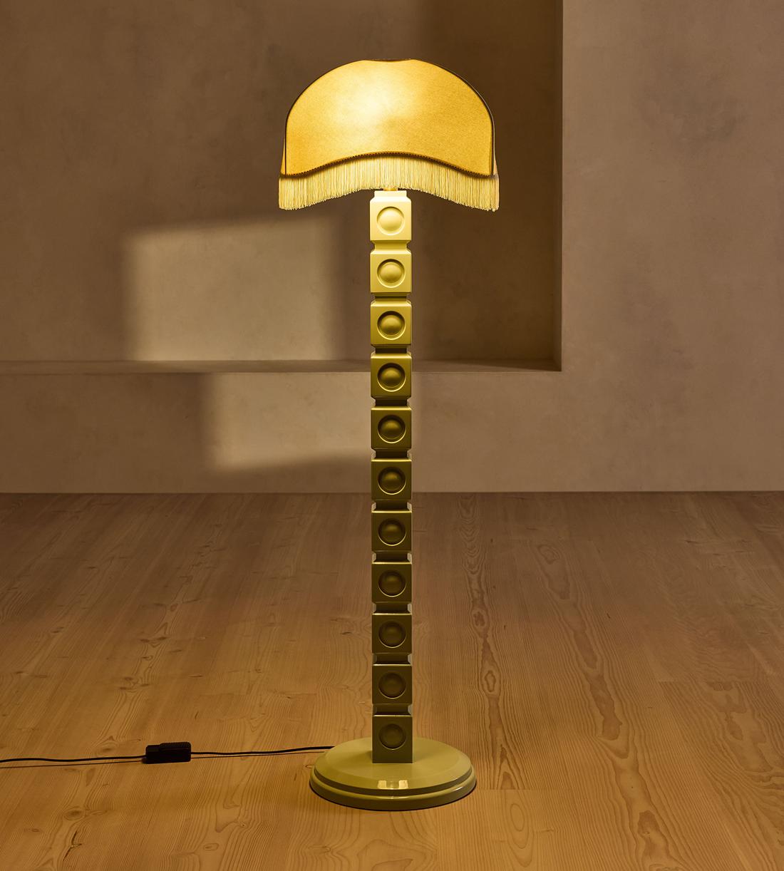 Reno Floor Lamp Complete - Mint - UK - Listing - Image 4