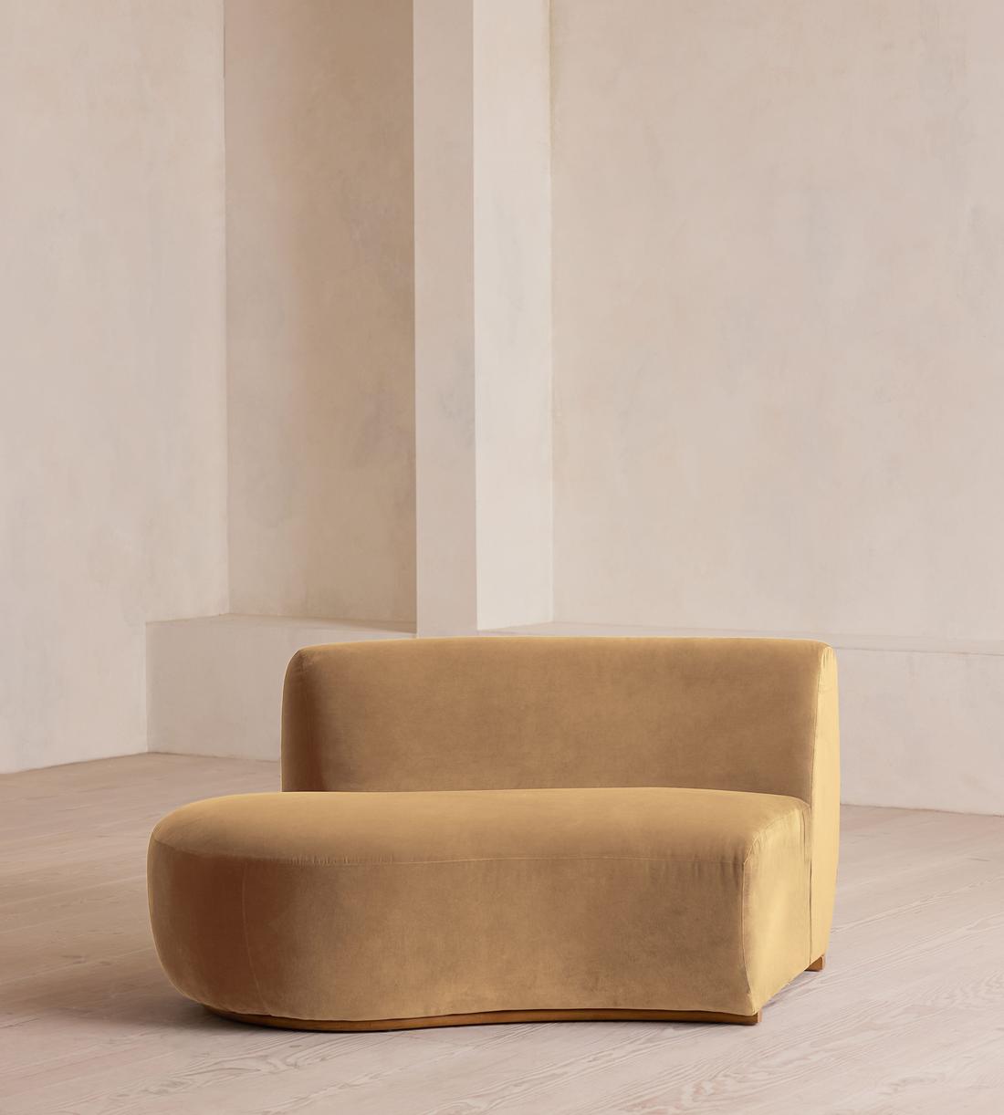 Aline Serpentine Sectional Sofa - Middle Section - Camel Velvet - US - Image 1