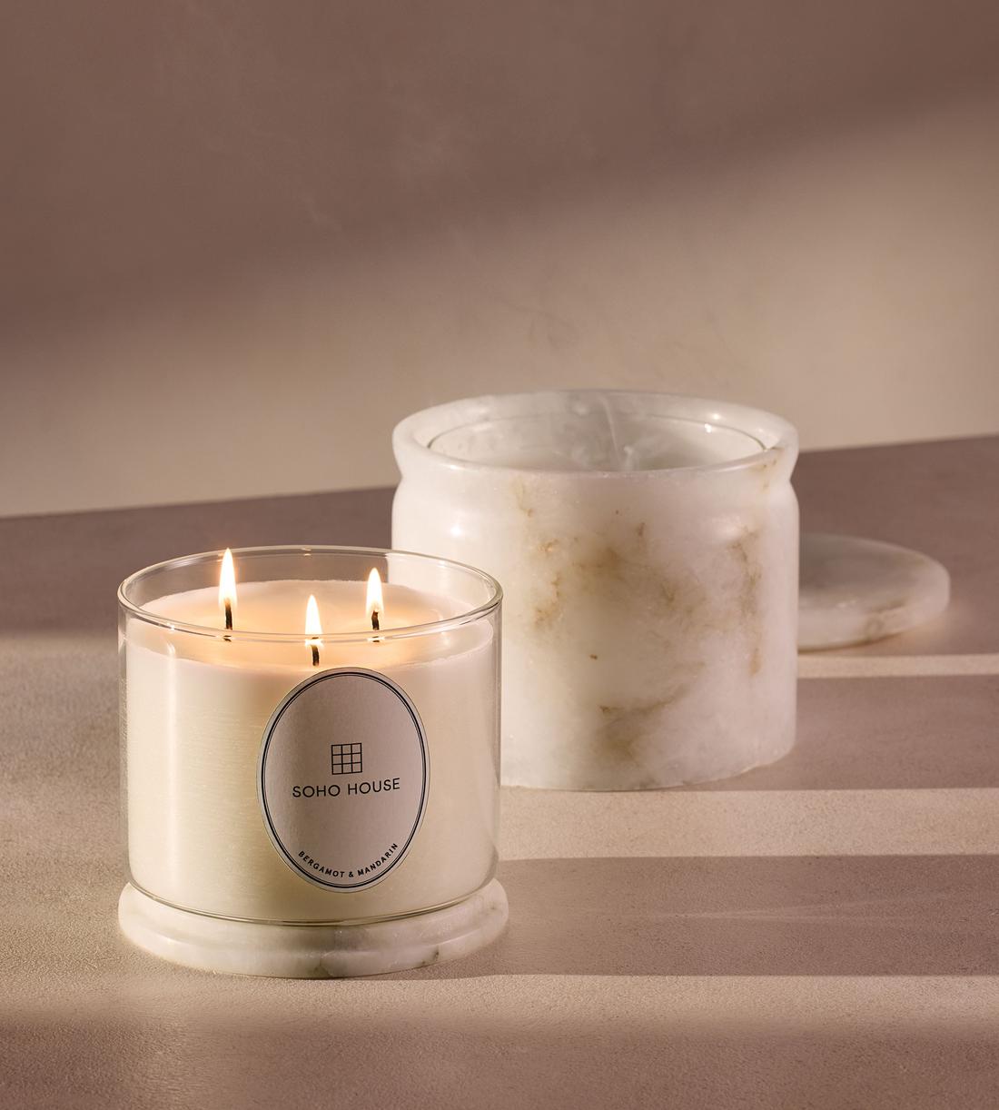 Bergamot & Mandarin Zest Candle - 660g - Images - Image 3