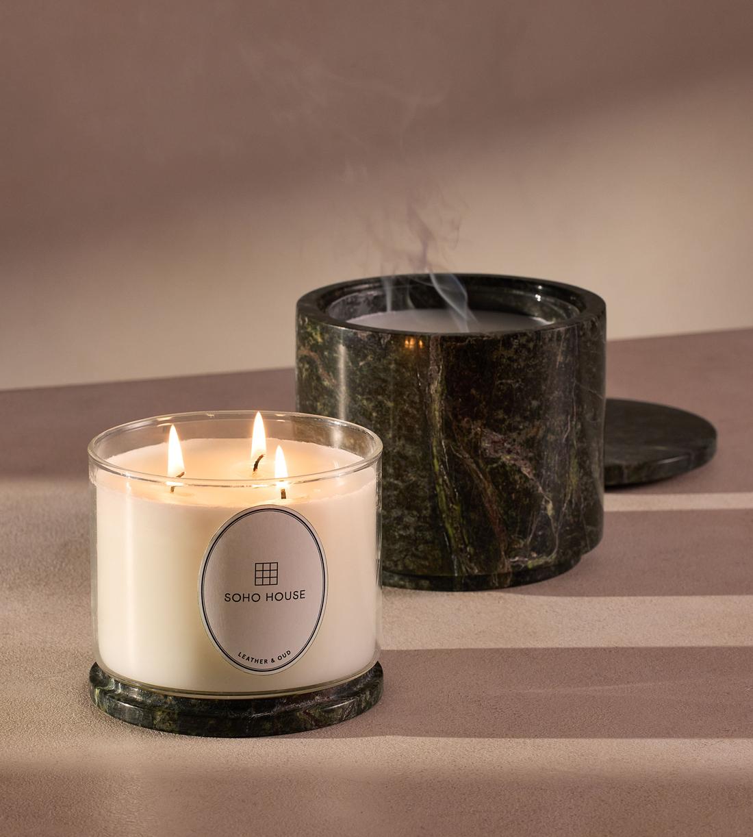 Leather & Oud Candle - 660g - Images - Image 3