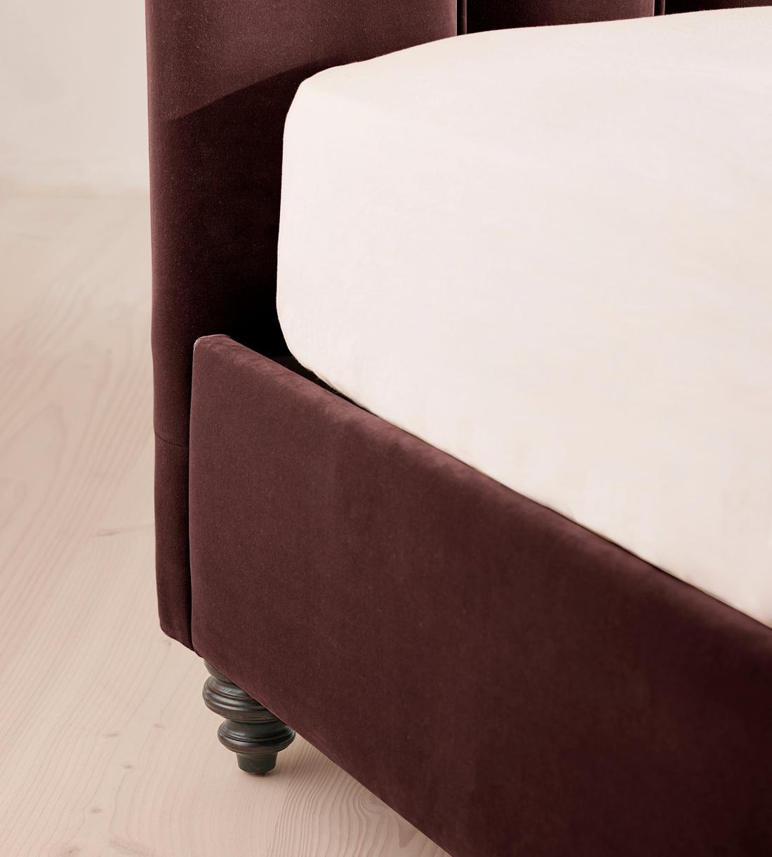 Manette Bed - Full - Velvet - Aubergine - US - Images - Image 4