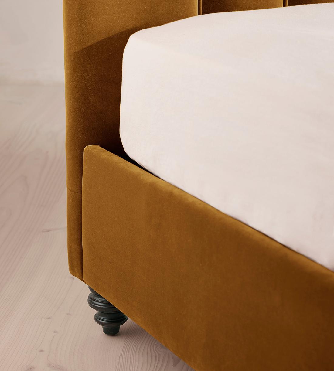 Manette Bed - King - Velvet - Mustard - Images - Image 4