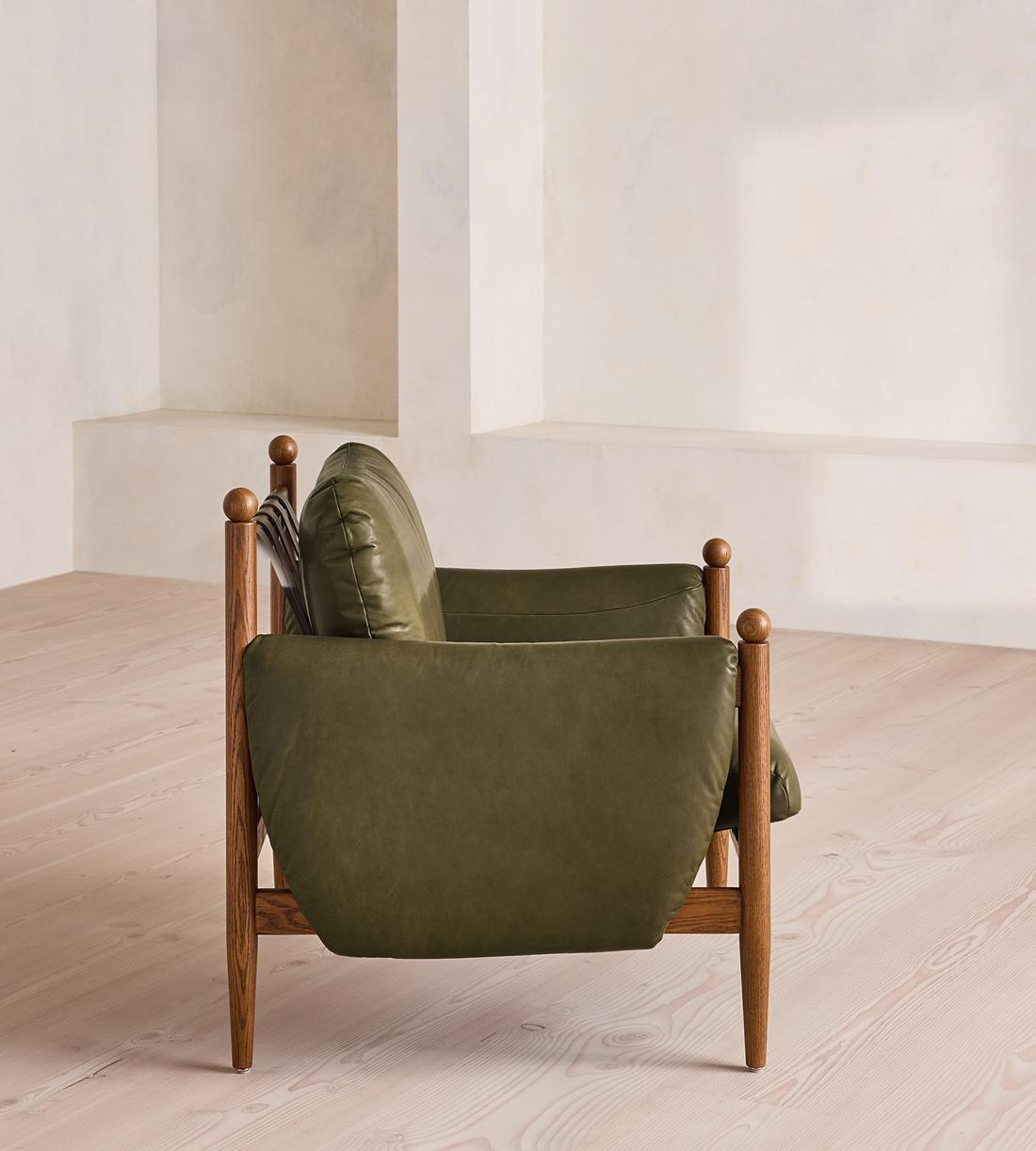 Casper Armchair - Leather - Moss UK - Images - Image 4