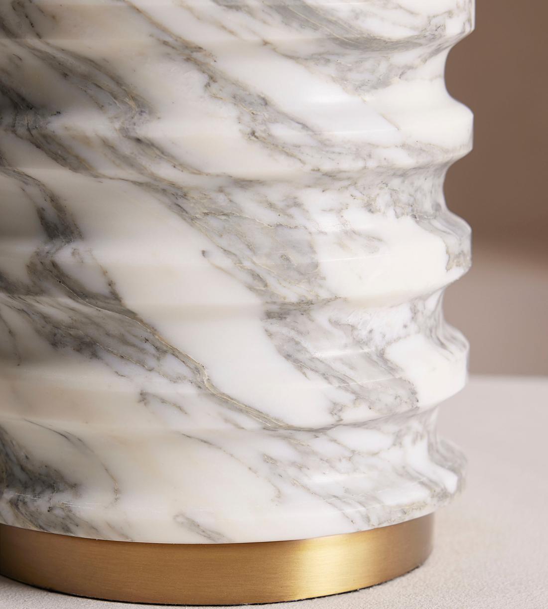 Casper Table Lamp - Arabescato Corchia - Images - Image 4