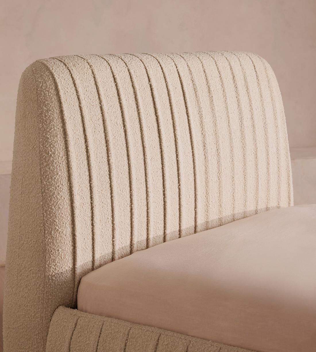 Vivienne Bed - Full - Boucle Natural  - US - Images - Image 4