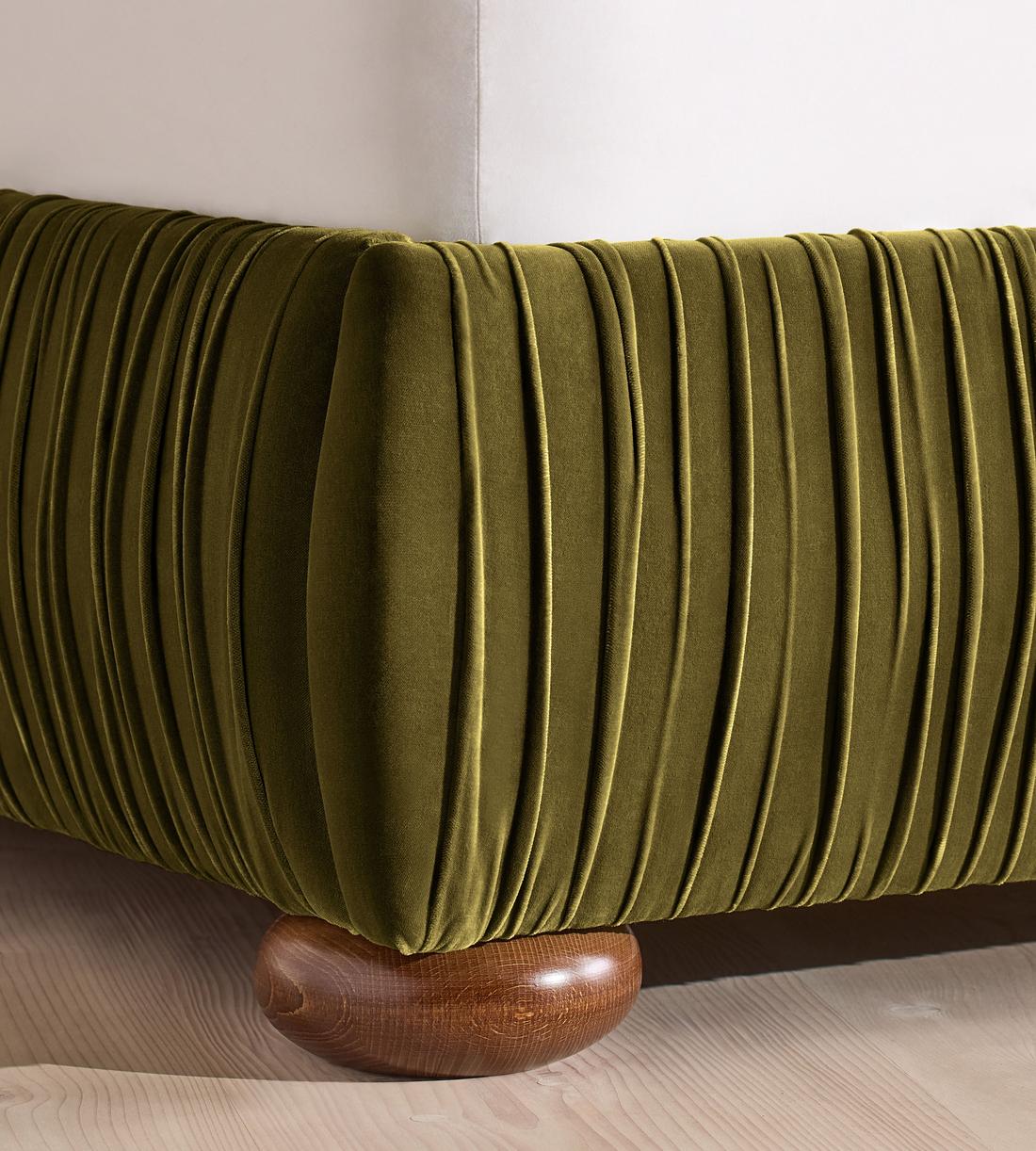 Blair Bed - King - Velvet - Olive - US - Images - Image 5