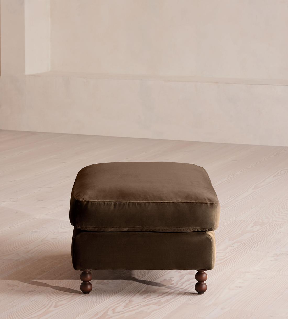 Audrey Rectangle Ottoman - Sofa - Velvet - Chocolate - Images - Image 3